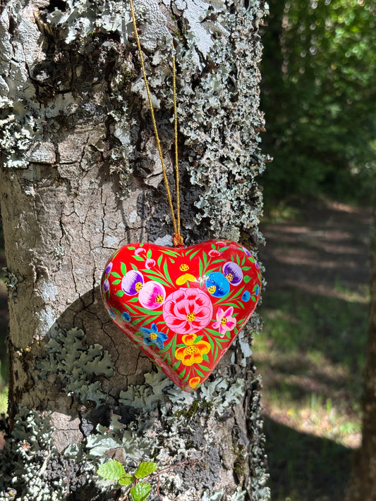 Corazones papel maché 3D